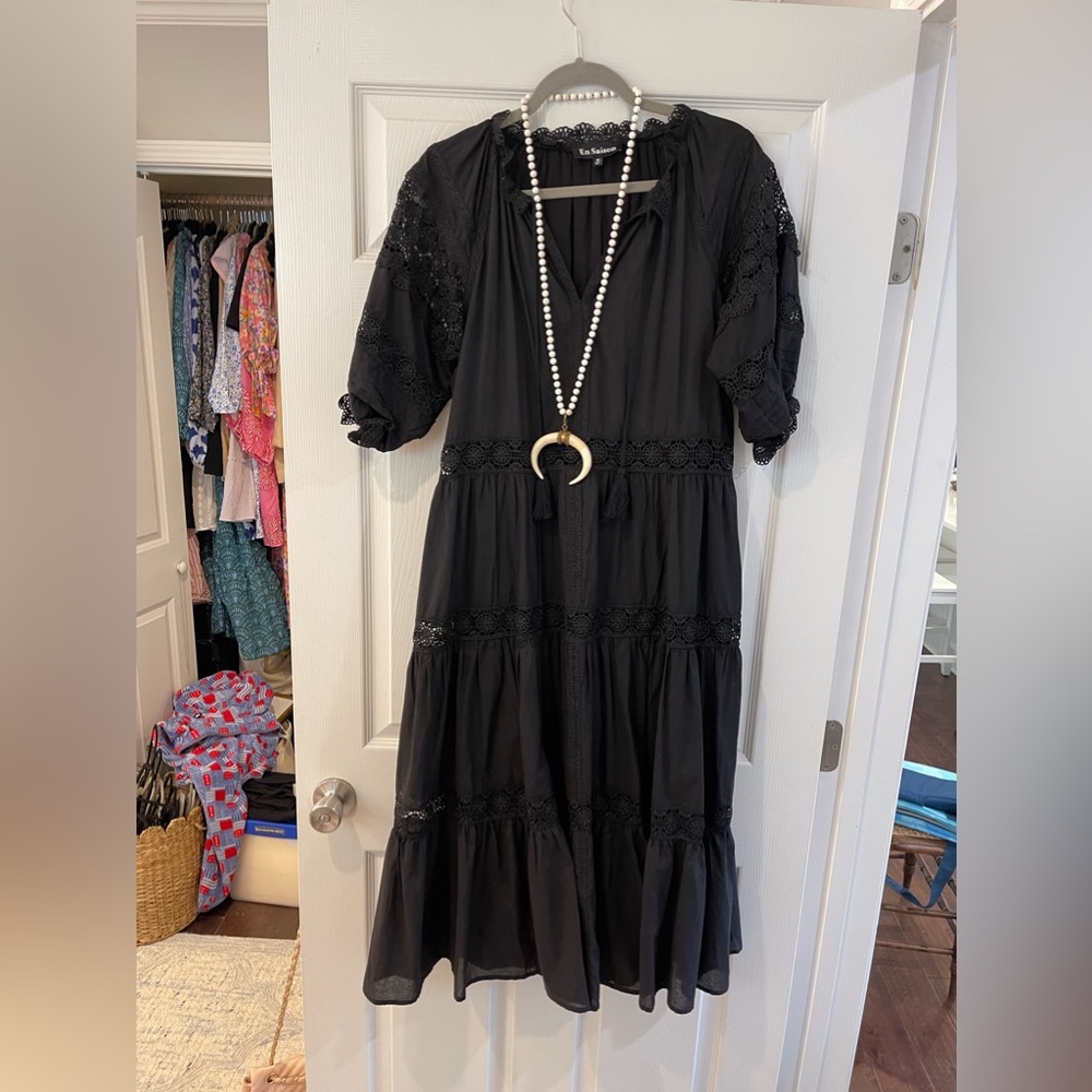 En Saison Black Midi Dress